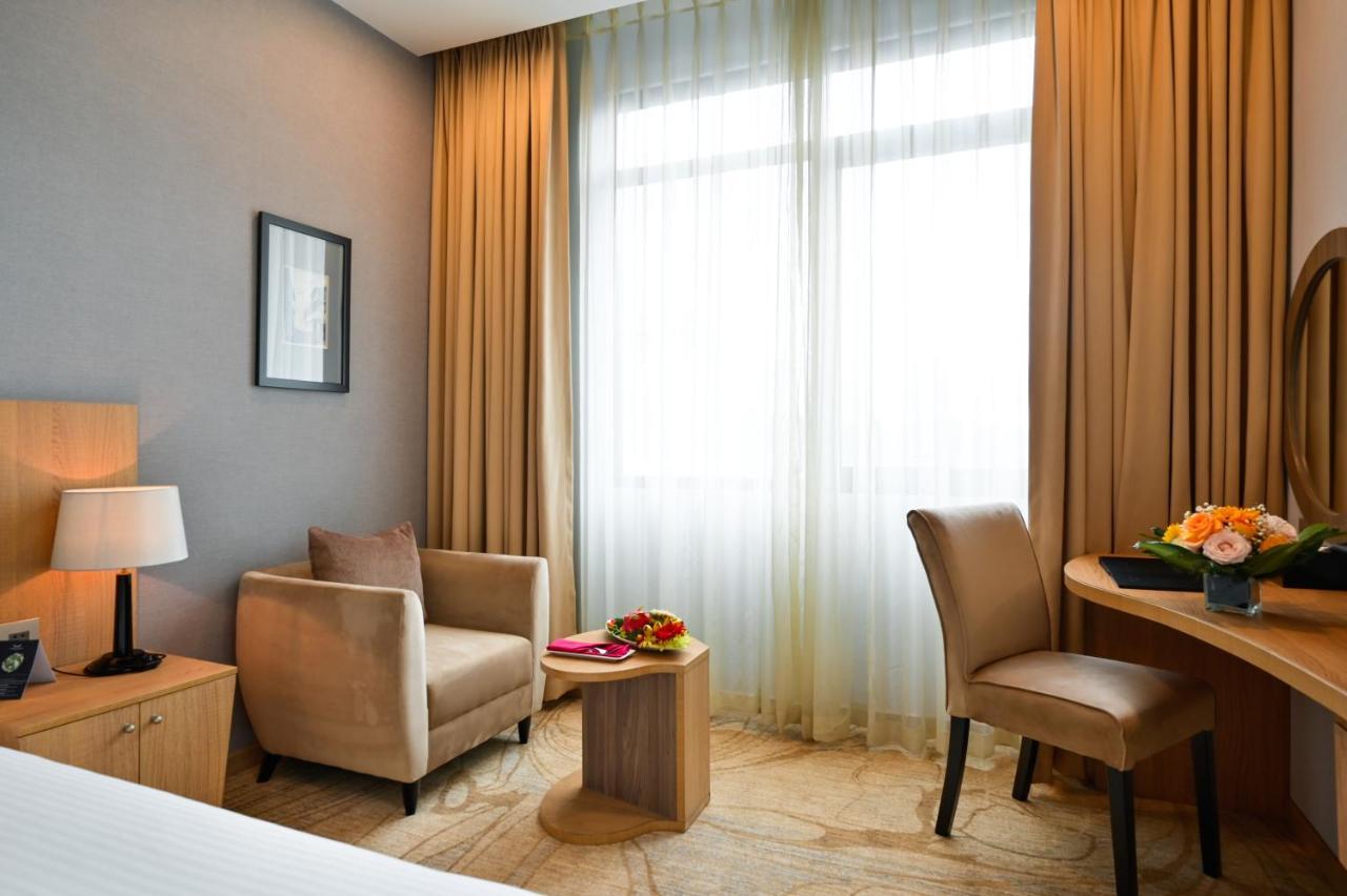 Muong Thanh Grand Saigon Centre Hotel Ho-Chi-Minh-Stadt Exterior foto