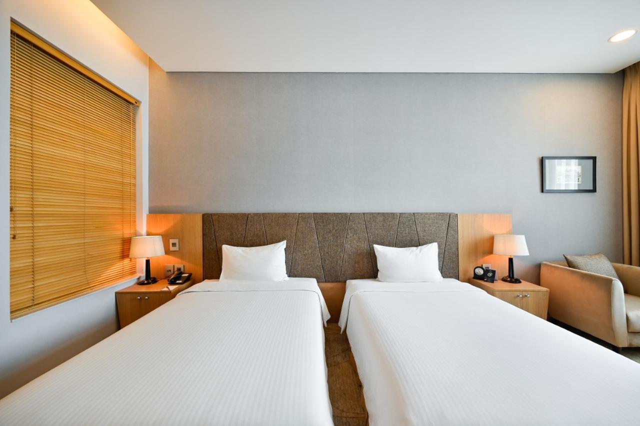 Muong Thanh Grand Saigon Centre Hotel Ho-Chi-Minh-Stadt Exterior foto